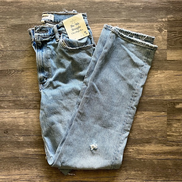 Abercrombie & Fitch Denim - Abercrombie & Fitch Curve love the 90’s straight ultra high rise jeans